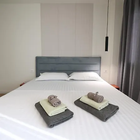 Sunshine Apartment