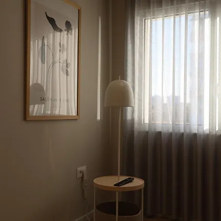 Sunshine Apartment *
