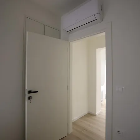 Sunshine Apartment Tirana