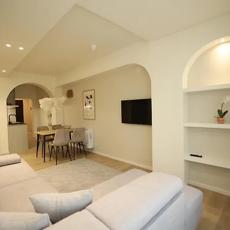 Sunshine Apartment Tirana