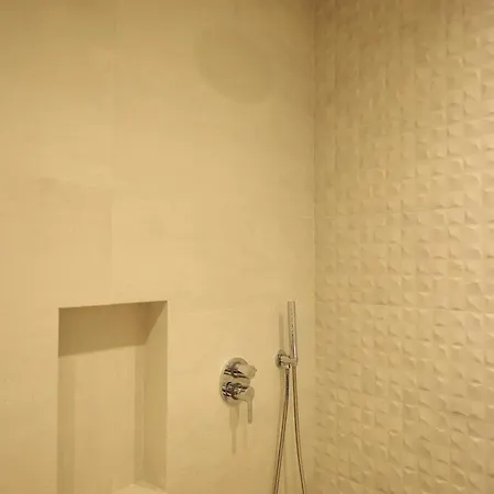 Sunshine Apartment Tirana