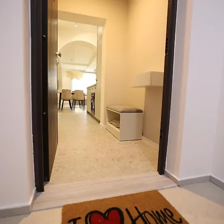 Sunshine Apartment *